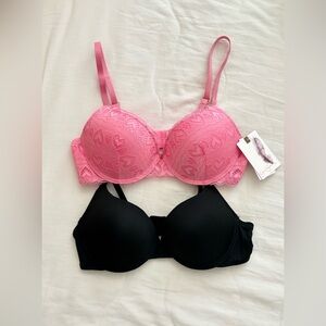 Jessica Simpson 2 pack Pink and Black Lace Bra Set.  New with tags.